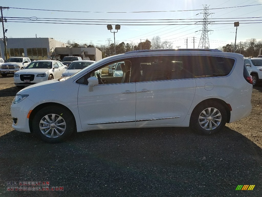 2018 Pacifica Touring L Plus - Bright White / Cognac/Alloy/Toffee photo #3
