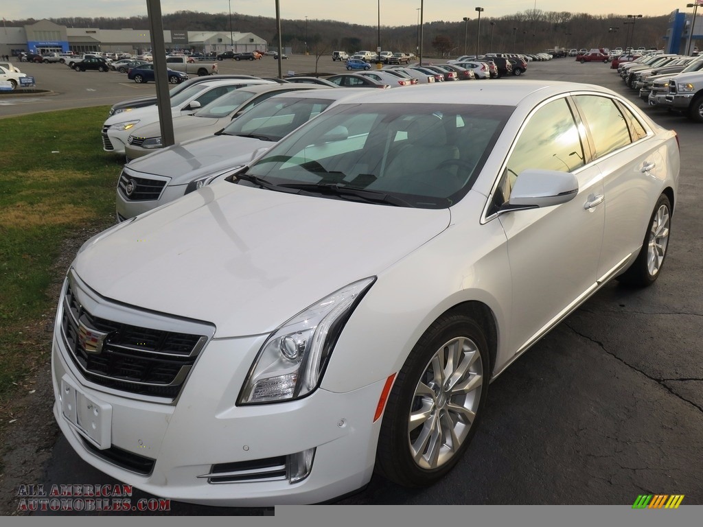 2017 XTS Luxury - Crystal White Tricoat / Shale w/Cocoa Accents photo #3