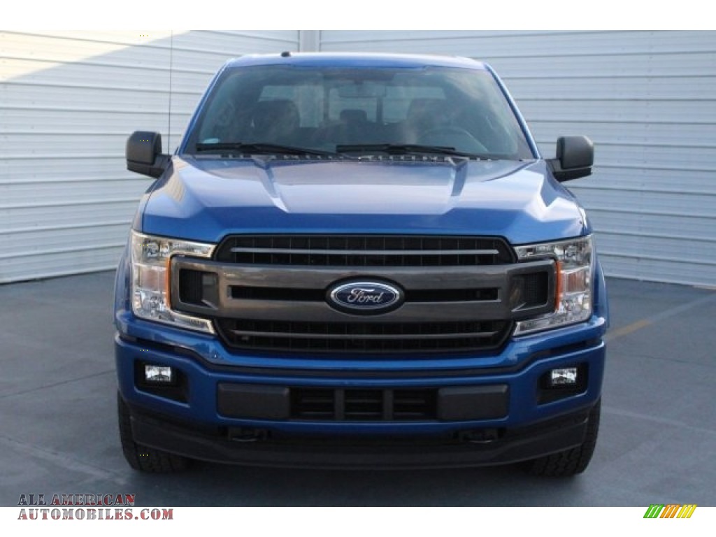 2018 F150 XLT SuperCrew 4x4 - Lightning Blue / Black photo #2 2018 F150 XLT SuperCrew 4x4 - Lightning Blue / Black photo #2