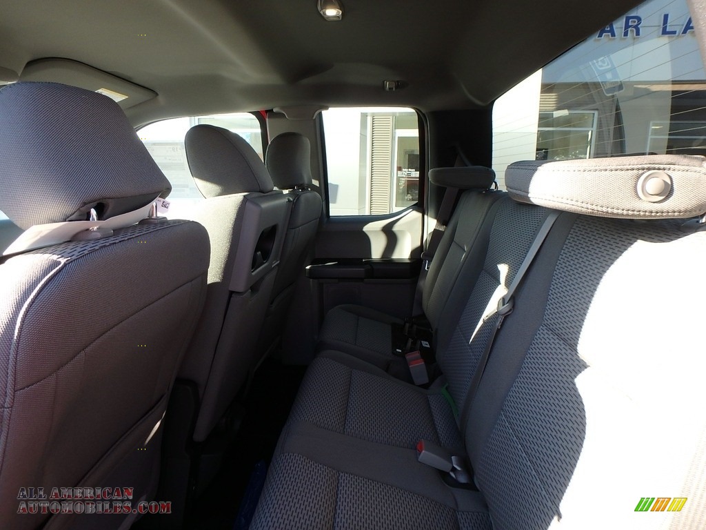 2018 F150 XLT SuperCab 4x4 - Race Red / Earth Gray photo #10