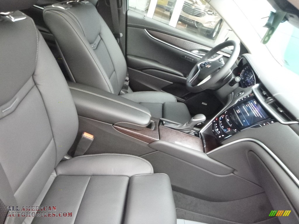 2018 XTS Premium Luxury AWD - Radiant Silver Metallic / Jet Black photo #10