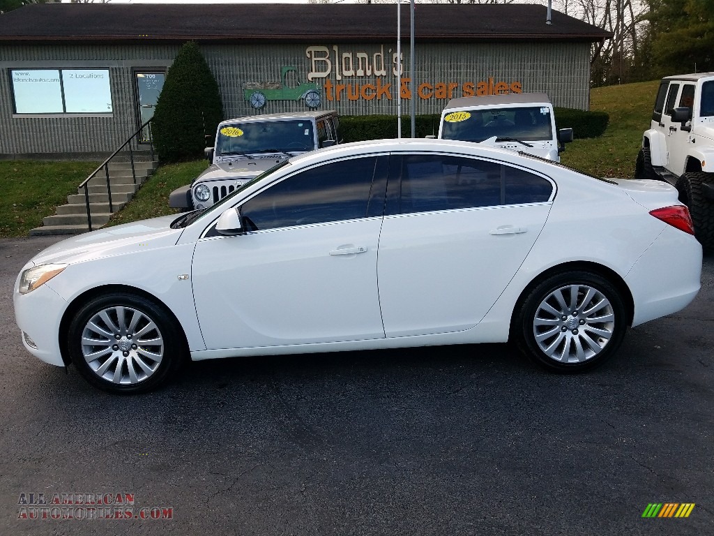 Summit White / Cashmere Buick Regal CXL