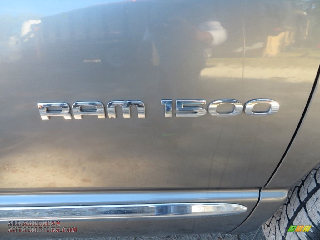 2006 Ram 1500 Laramie Quad Cab - Black / Medium Slate Gray photo #12