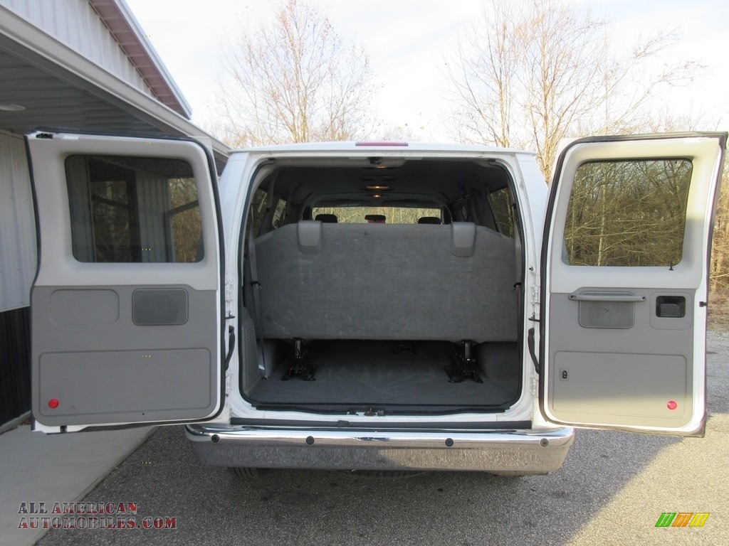 2010 E Series Van E350 XLT Passenger - Oxford White / Medium Flint photo #14