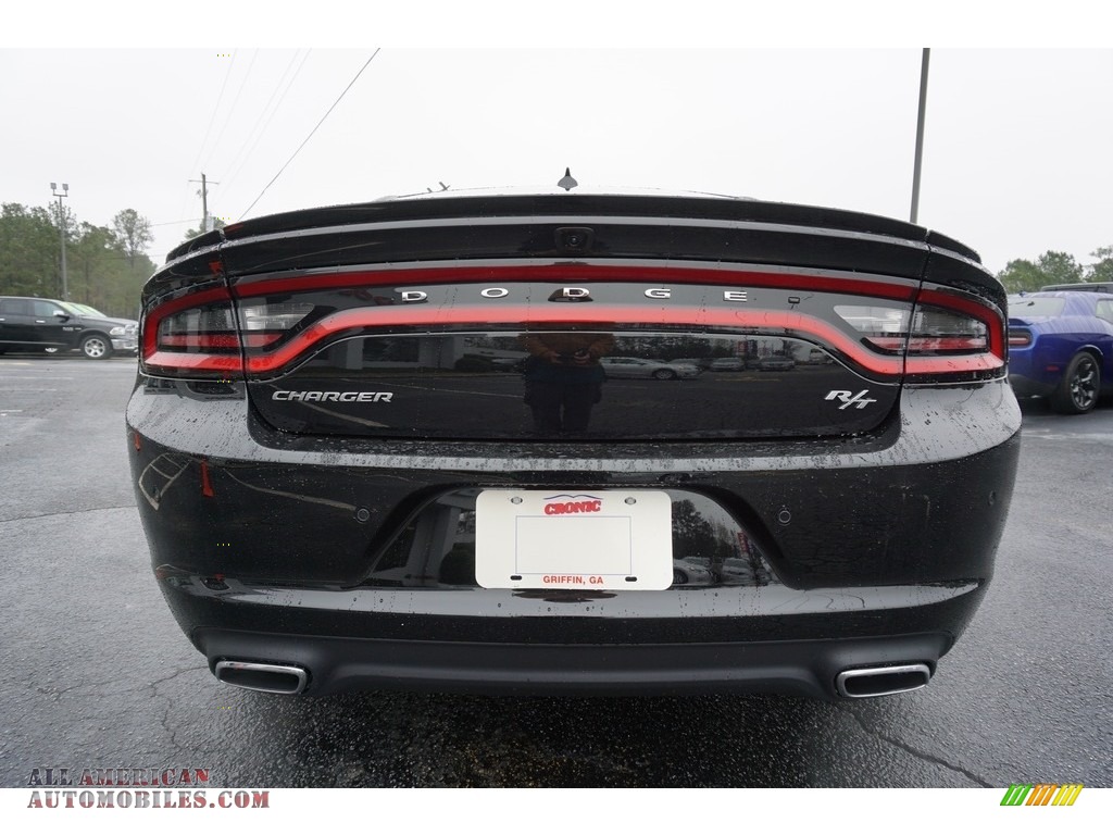 2018 Charger R/T - Pitch Black / Black photo #6