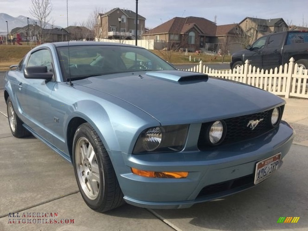 2007 Mustang GT Premium Coupe - Windveil Blue Metallic / Light Graphite photo #1