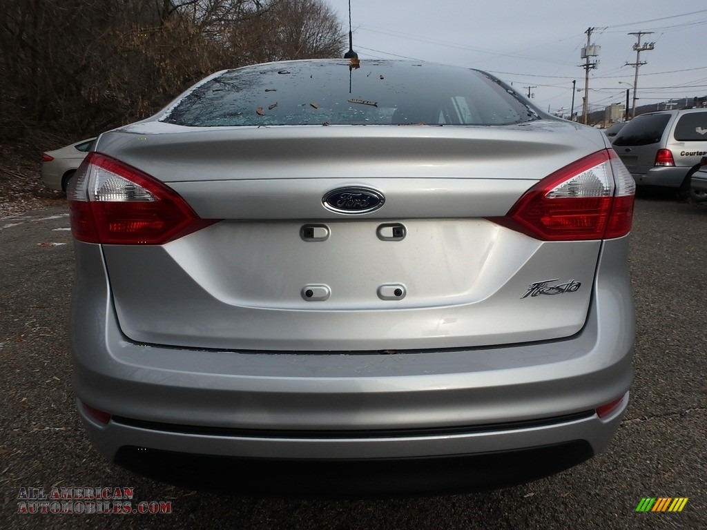 2017 Fiesta S Sedan - Ingot Silver / Charcoal Black photo #3