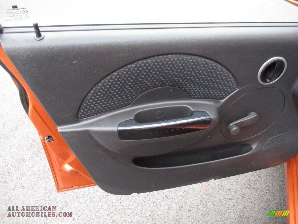 2007 Aveo 5 LS Hatchback - Spicy Orange / Charcoal Black photo #10