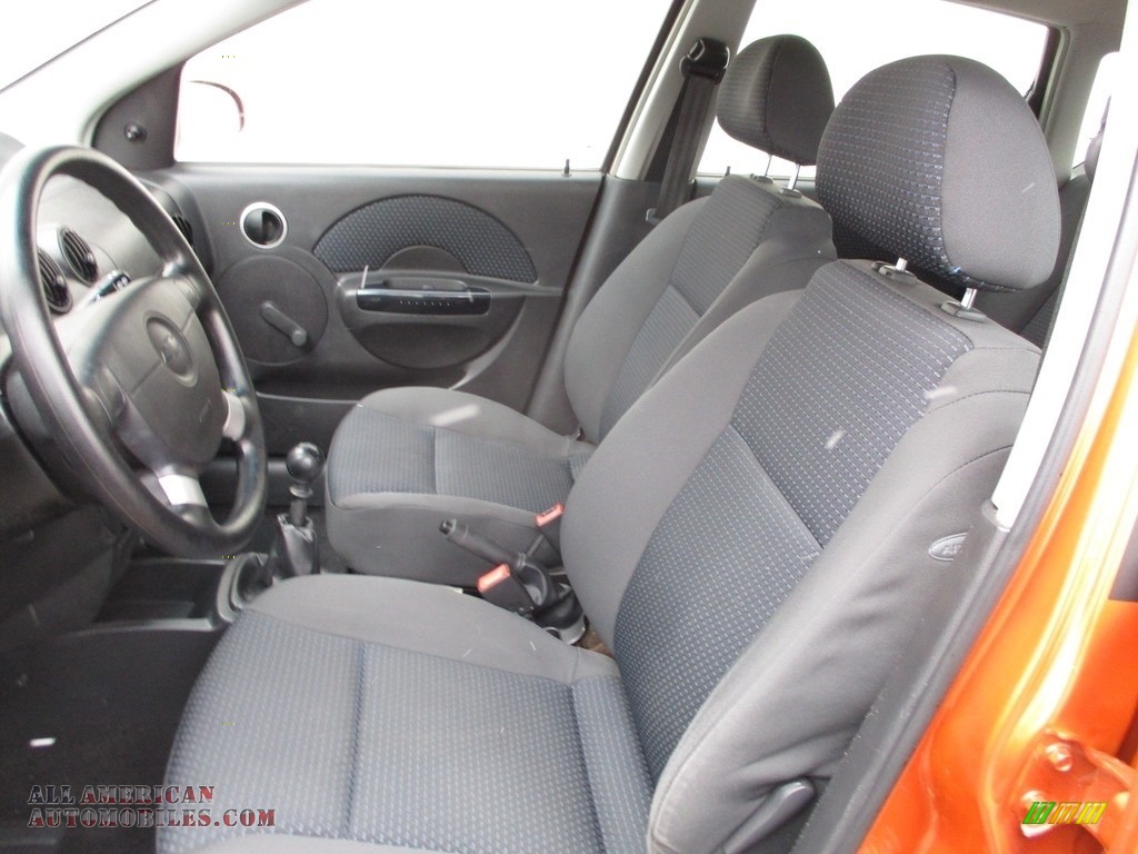 2007 Aveo 5 LS Hatchback - Spicy Orange / Charcoal Black photo #11