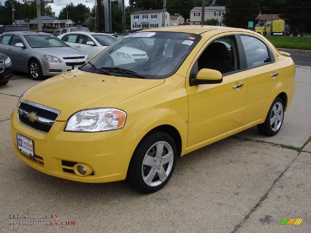 Summer Yellow / Charcoal Chevrolet Aveo LT Sedan