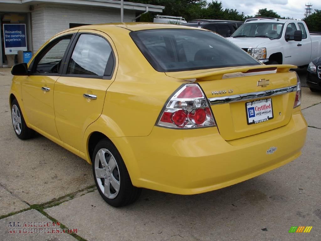 2009 Aveo LT Sedan - Summer Yellow / Charcoal photo #5