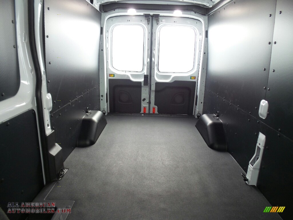 2018 Transit Van 250 MR Long - Oxford White / Charcoal Black photo #5