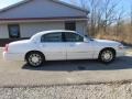 Lincoln Town Car Signature Limited White Chocolate Tri-Coat photo #2