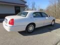 Lincoln Town Car Signature Limited White Chocolate Tri-Coat photo #8