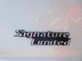 Lincoln Town Car Signature Limited White Chocolate Tri-Coat photo #11