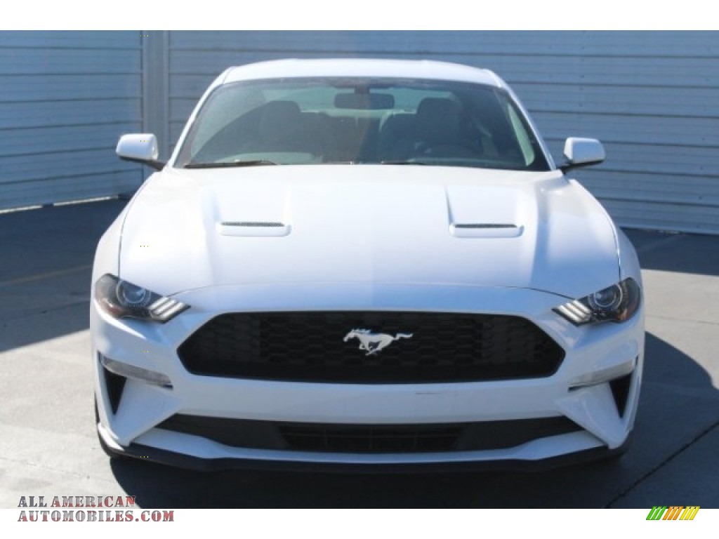2018 Mustang EcoBoost Fastback - Oxford White / Ceramic photo #2