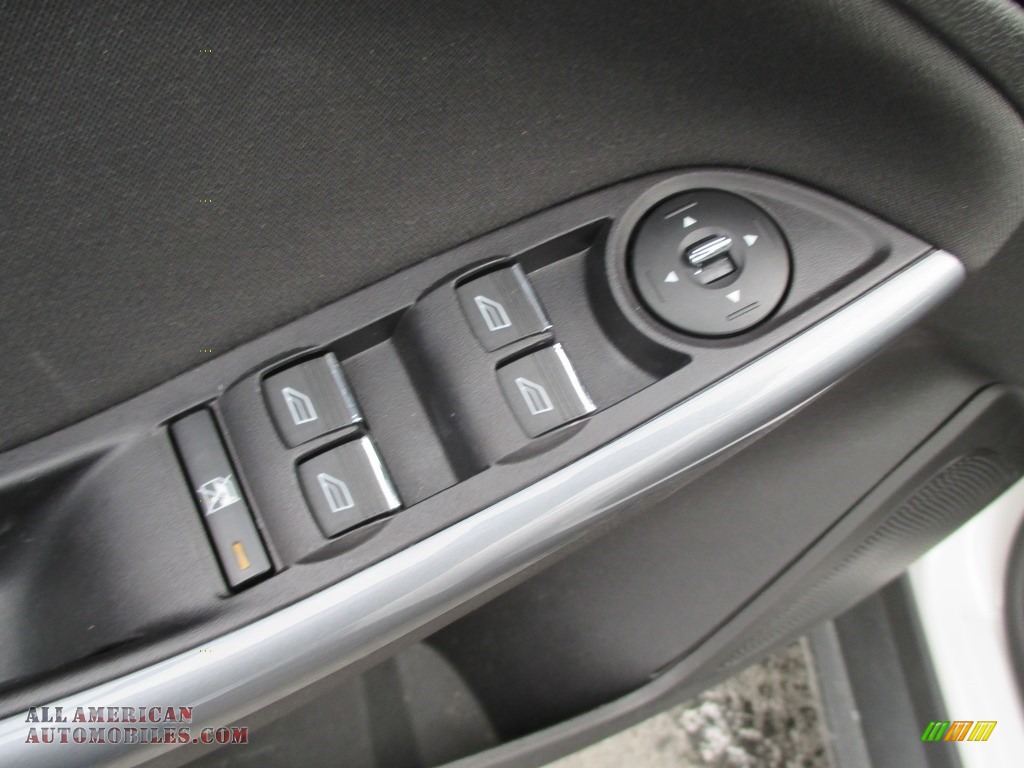 2013 Focus Titanium Sedan - White Platinum / Charcoal Black photo #15