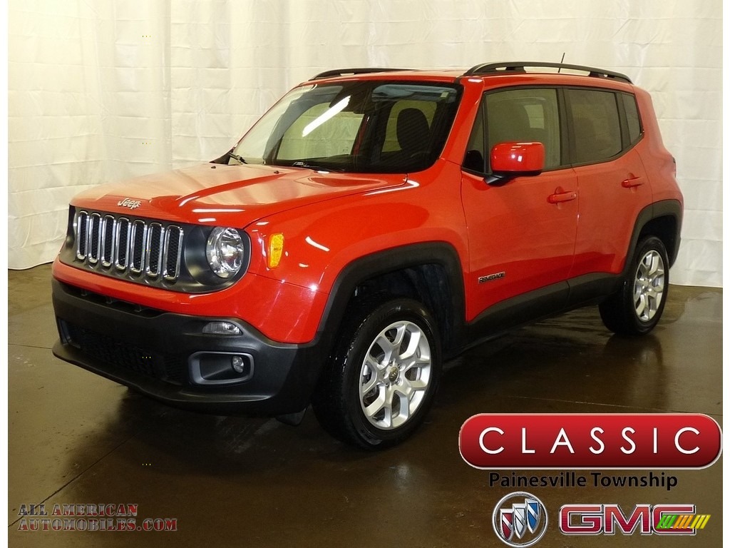 Colorado Red / Black Jeep Renegade Latitude 4x4