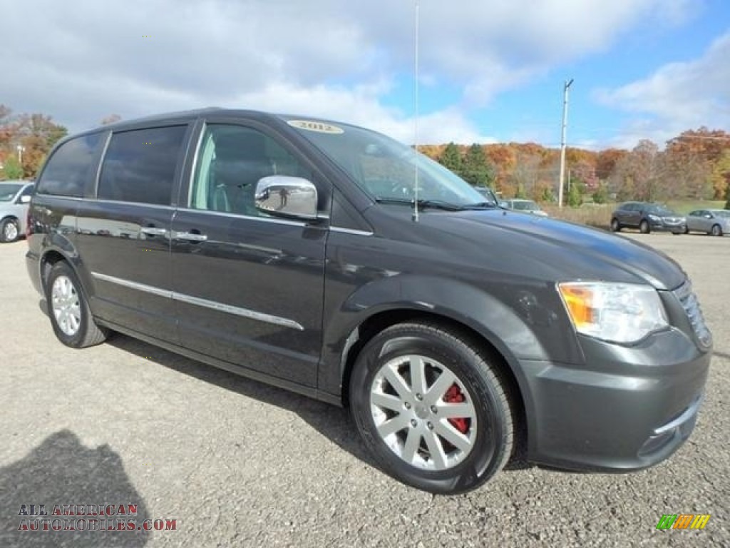 2012 Town & Country Touring - L - Dark Charcoal Pearl / Black/Light Graystone photo #8