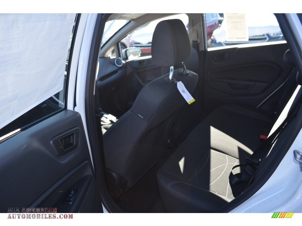 2018 Fiesta SE Hatchback - Oxford White / Charcoal Black photo #8