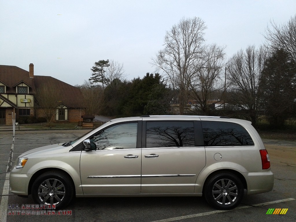 2013 Town & Country Limited - Cashmere Pearl / Dark Frost Beige/Medium Frost Beige photo #1