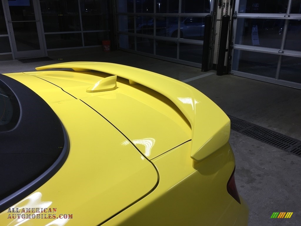 2017 Camaro SS Convertible - Bright Yellow / Jet Black photo #14