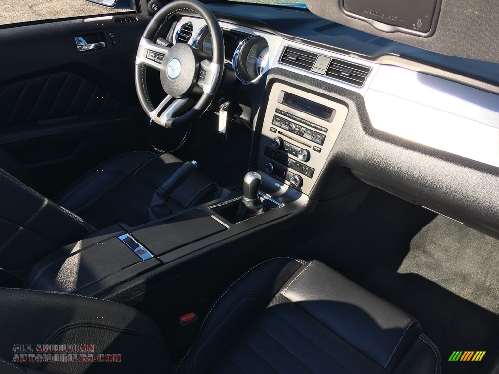 2012 Mustang V6 Convertible - Grabber Blue / Charcoal Black photo #14