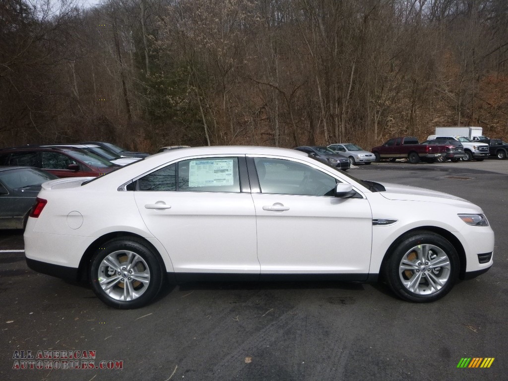 2018 Taurus SEL AWD - White Platinum / Charcoal Black photo #1