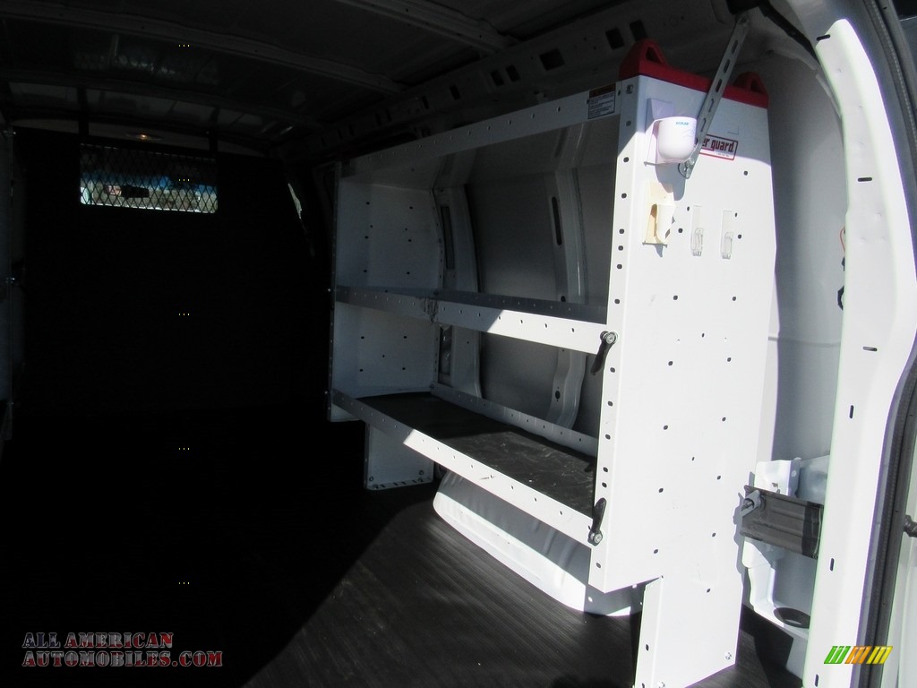 2012 Express 1500 Cargo Van - Summit White / Medium Pewter photo #12
