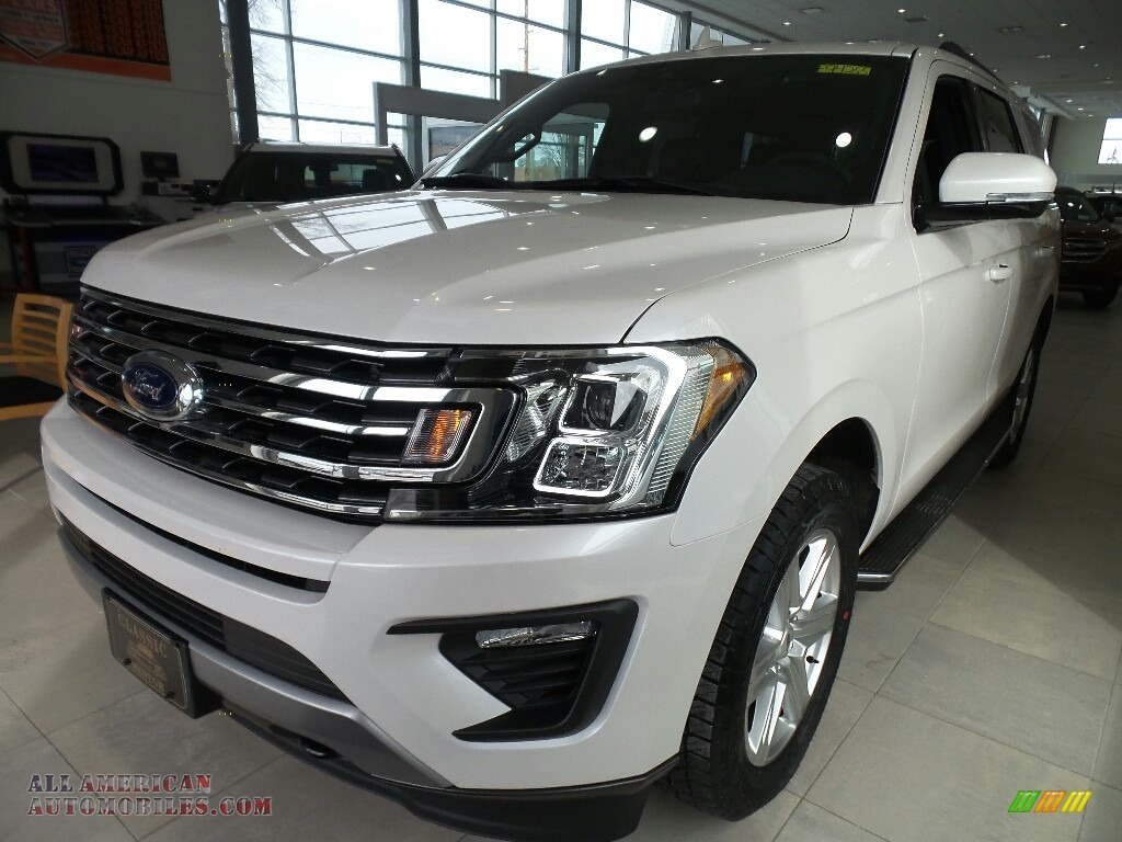 White Platinum / Ebony Ford Expedition XLT 4x4