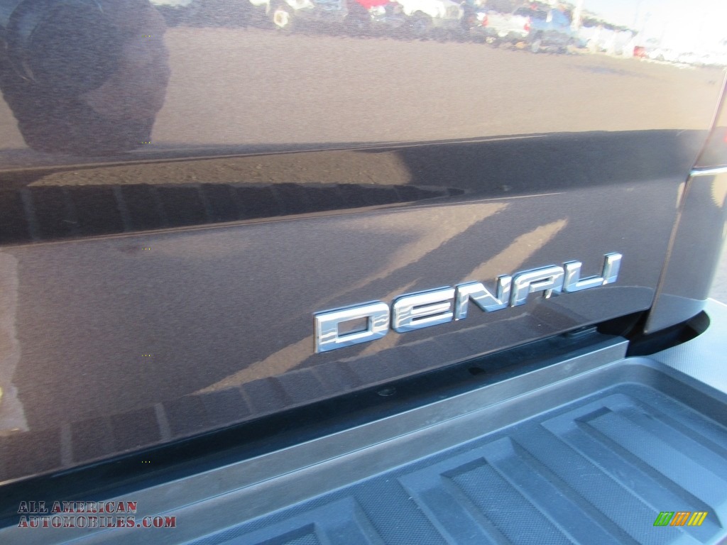 2015 Sierra 2500HD Denali Crew Cab 4x4 - Iridium Metallic / Jet Black photo #36