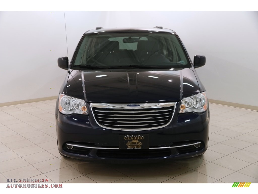 2015 Town & Country Touring - True Blue Pearl / Black/Light Graystone photo #2