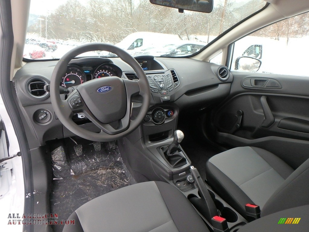 2018 Fiesta S Sedan - Oxford White / Charcoal Black photo #12