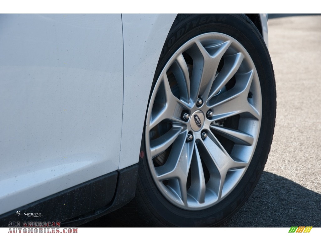2018 Taurus Limited AWD - White Platinum / Charcoal Black photo #4