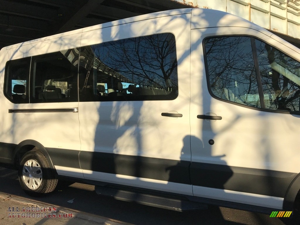 2017 Transit Wagon XLT 350 MR Long - Oxford White / Pewter photo #9