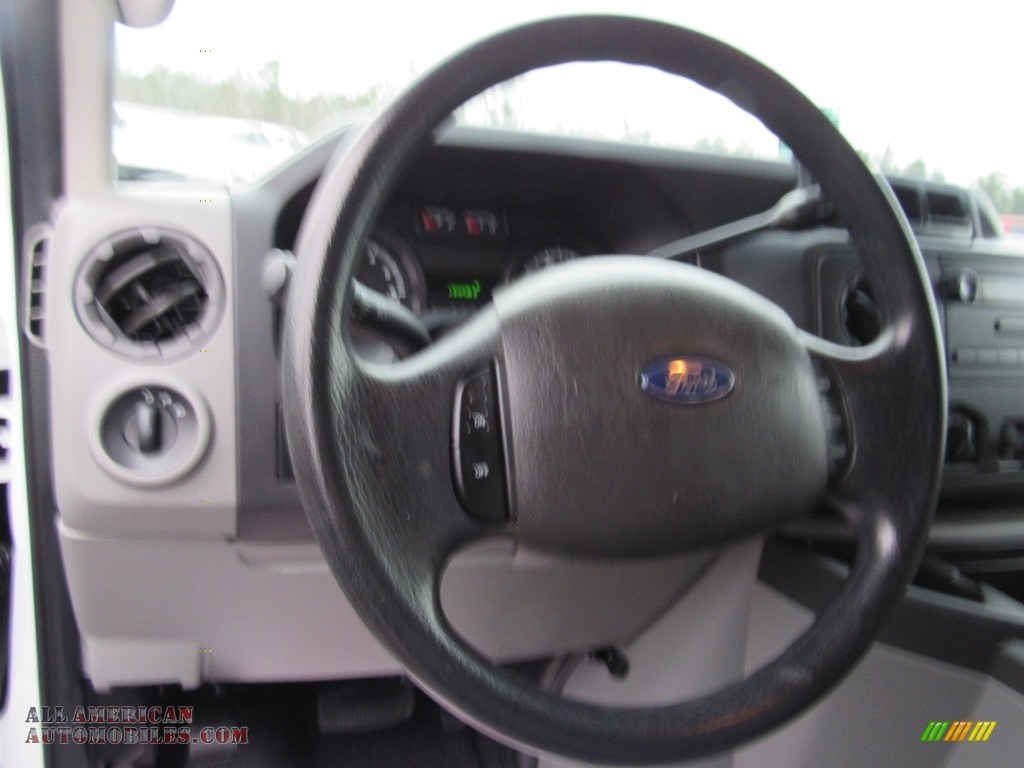 2011 E Series Van E250 Commercial - Oxford White / Medium Flint photo #24