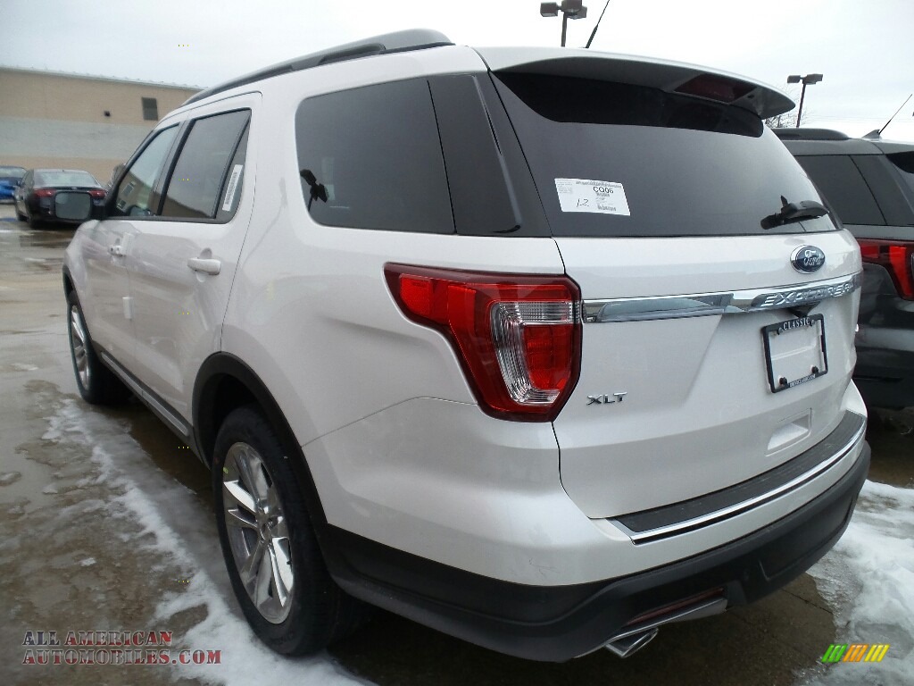 2018 Explorer XLT 4WD - White Platinum / Ebony Black photo #3