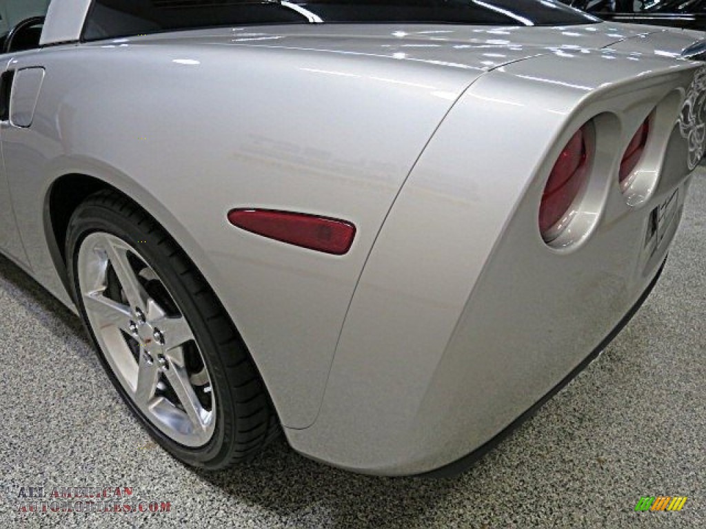 2005 Corvette Coupe - Machine Silver / Ebony photo #12