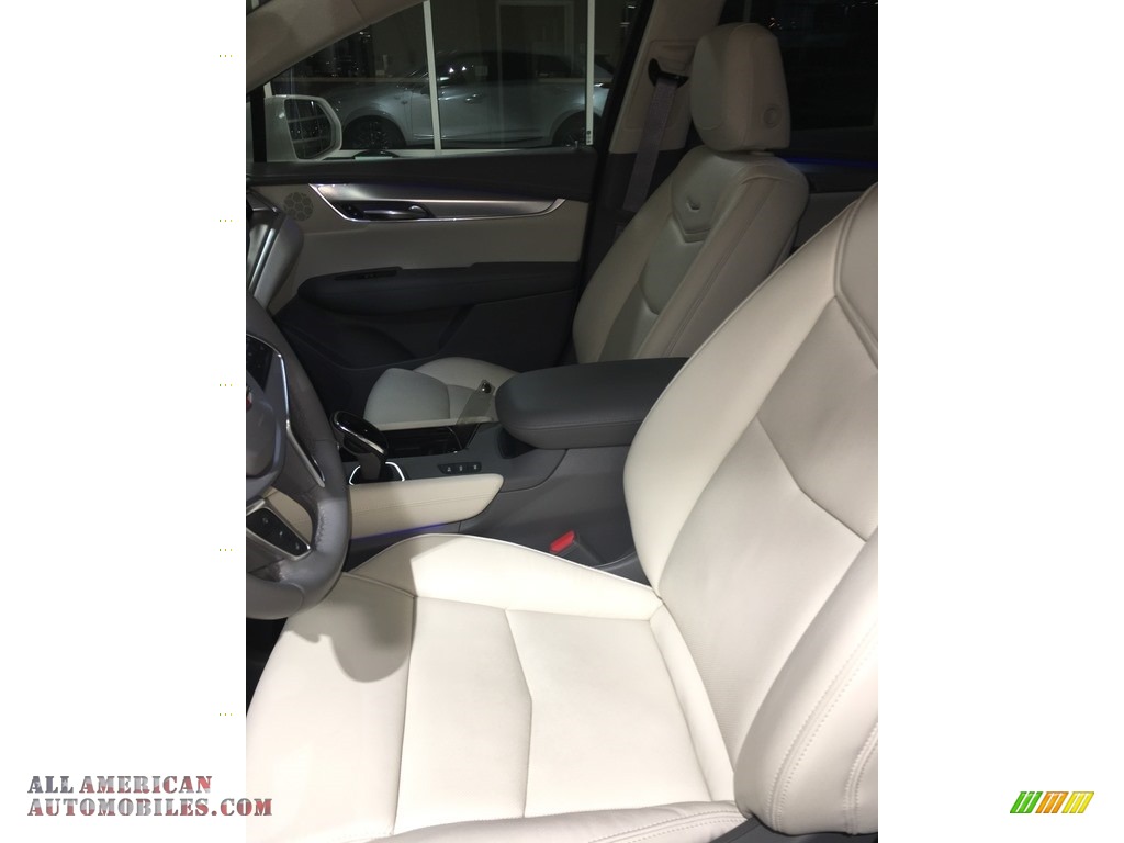 2018 XT5 Premium Luxury AWD - Crystal White Tricoat / Cirrus photo #12