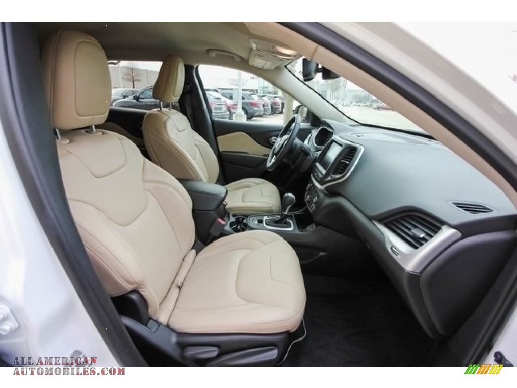 2016 Cherokee Limited - Bright White / Black/Light Frost Beige photo #25