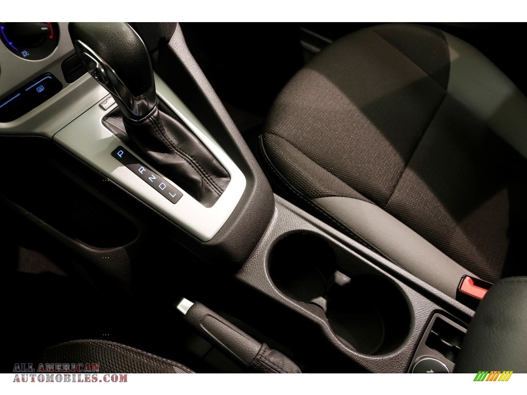2014 Focus SE Hatchback - Ingot Silver / Charcoal Black photo #11