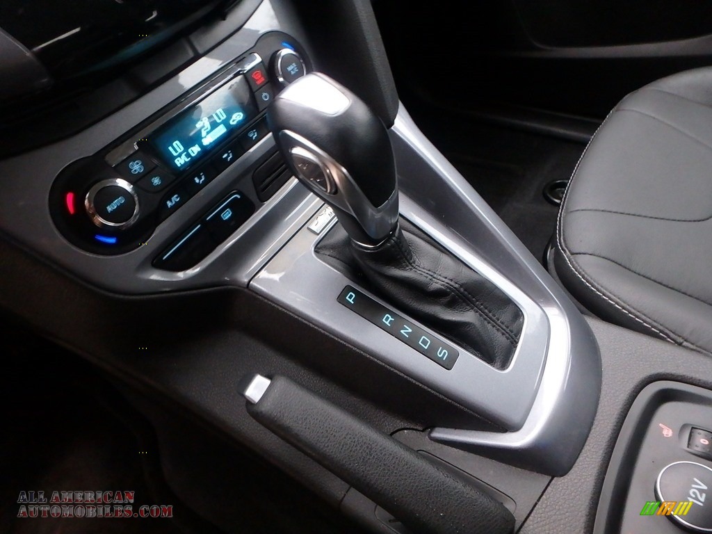 2014 Focus Titanium Hatchback - Tuxedo Black / Charcoal Black photo #21