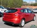 Ford Focus SE Hatch Hot Pepper Red photo #5