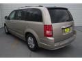 Chrysler Town & Country Limited Light Sandstone Metallic photo #7