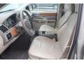 Chrysler Town & Country Limited Light Sandstone Metallic photo #15
