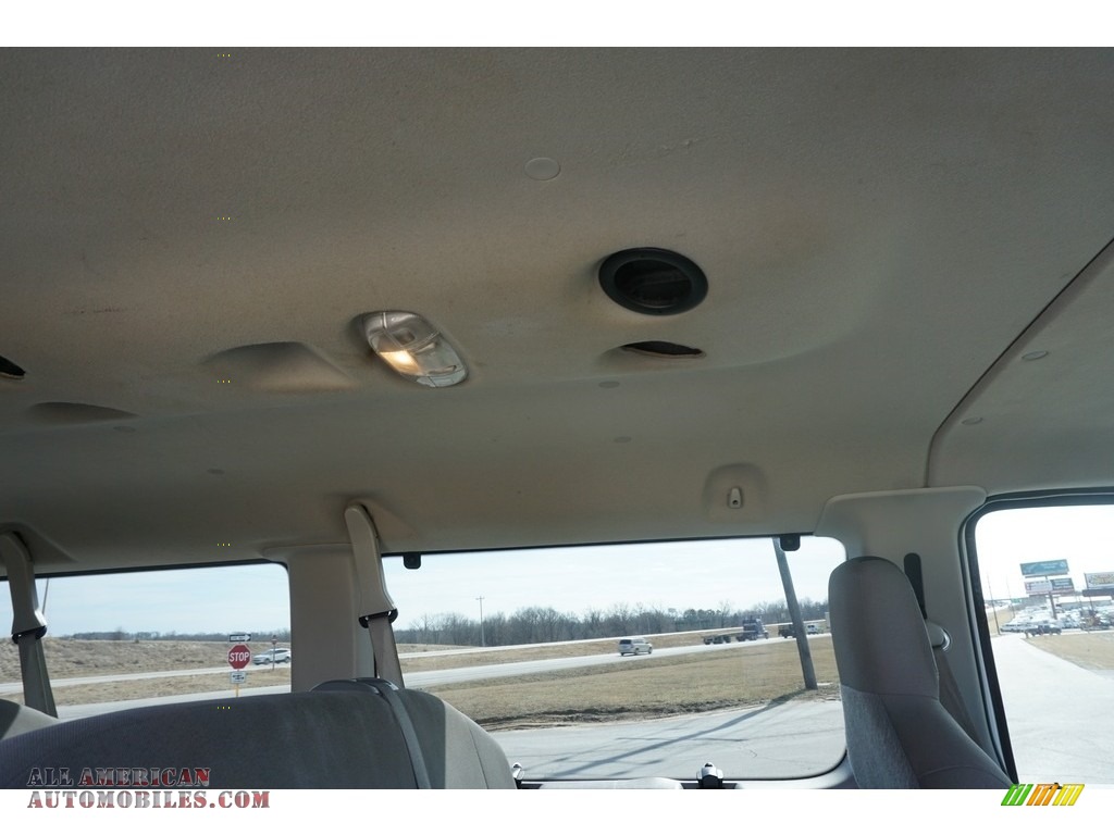 2014 E-Series Van E350 XLT Extended 15 Passenger Van - Oxford White / Medium Flint photo #13