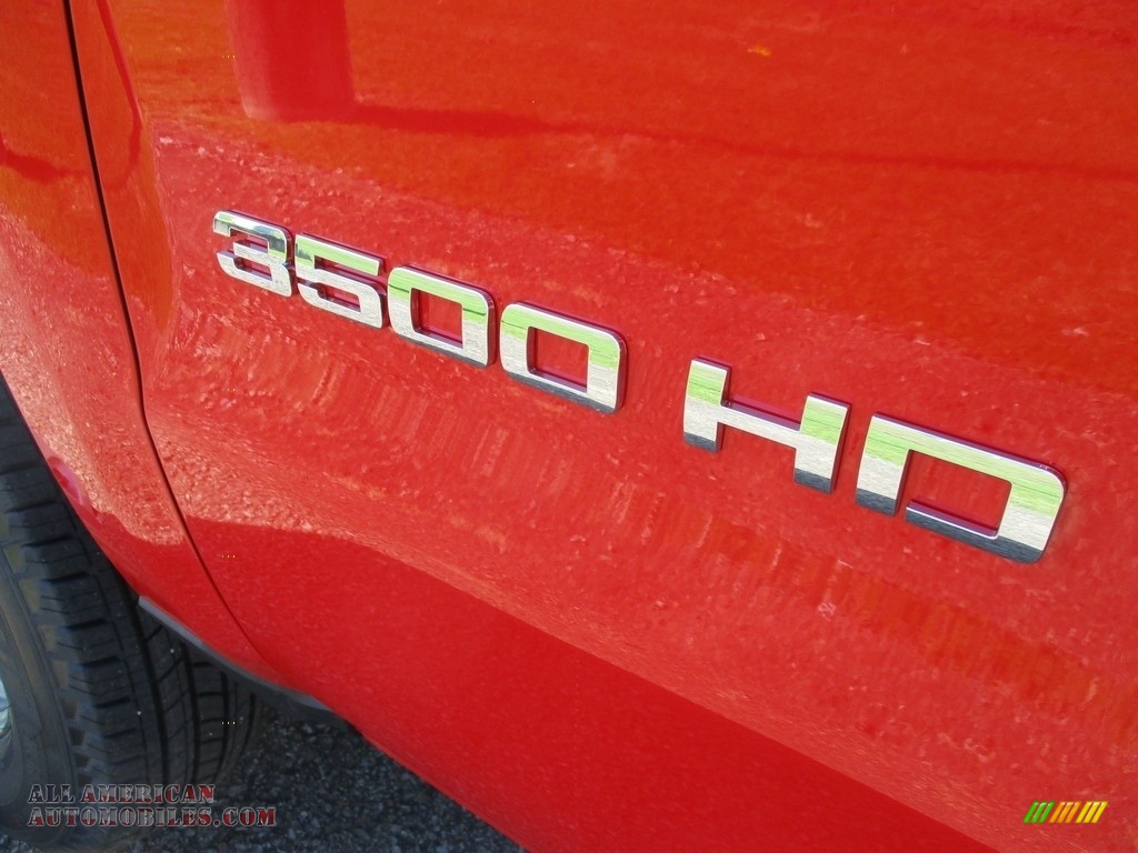 2018 Silverado 3500HD Work Truck Crew Cab 4x4 Chassis - Red Hot / Dark Ash/Jet Black photo #6