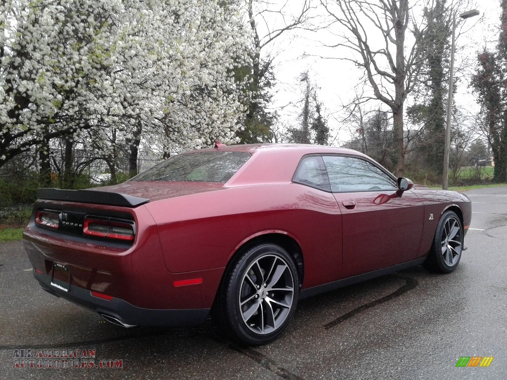 2018 Challenger R/T Scat Pack - Octane Red Pearl / Black photo #6