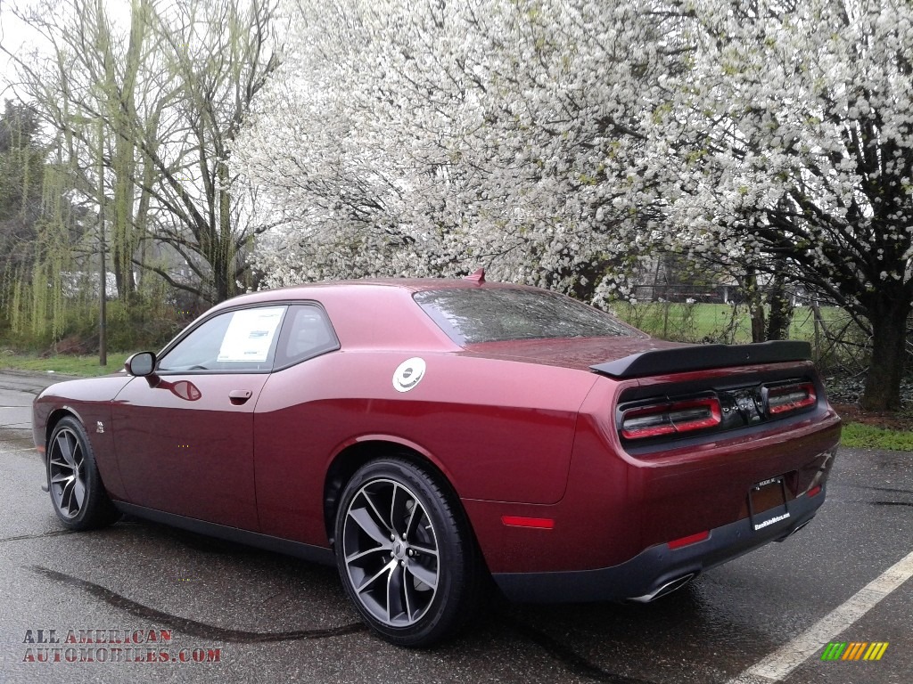 2018 Challenger R/T Scat Pack - Octane Red Pearl / Black photo #8