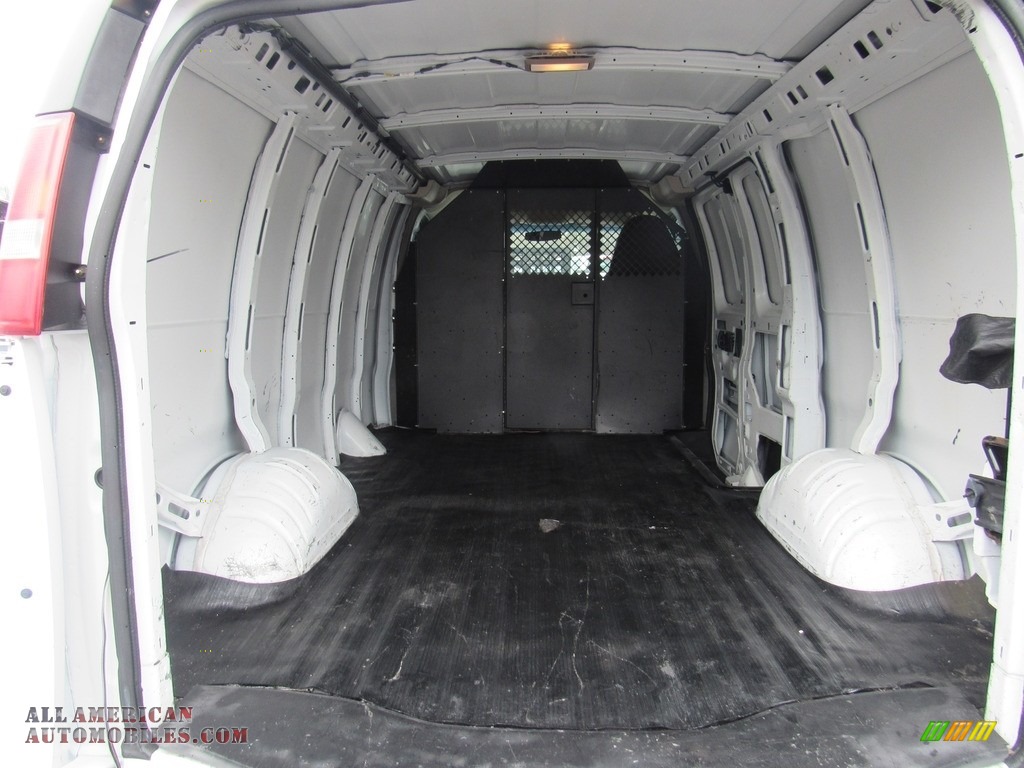 2013 Express 2500 Cargo Van - Summit White / Medium Pewter photo #10
